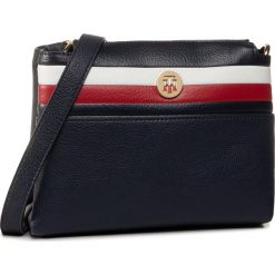 Torebka TOMMY HILFIGER - Th Core Crossover Crop AW0AW08324 0GZ. Niebieskie listonoszki damskie TOMMY HILFIGER, na co dzień, bez wzorów, ze skóry ekologicznej, bez dodatków. Za 499,00 zł.