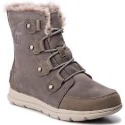 Śniegowce SOREL - Explorer Joan NL3039 Quarry/Black 052. Szare kozaki damskie marki Sorel, na zimę, ze skóry, bez zapięcia. W wyprzedaży za 399,00 zł.