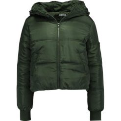 Bomberki damskie: JDY JDYROCCA CROPPED HOOD Kurtka zimowa rifle green