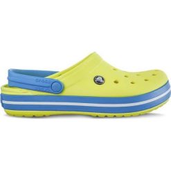 Crocs 11016-73E TENNIS BALL GREEN/OCEAN, chodaki. Zielone klapki damskie Crocs, w paski, bez obcasa. Za 149,00 zł.