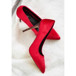 Szpilki: Czerwone Szpilki Flirt