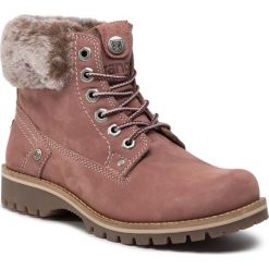 Trapery WRANGLER - Alaska WL92512A Winter Rose 525. Różowe trapery damskie Wrangler, ze skóry. W wyprzedaży za 279,00 zł.