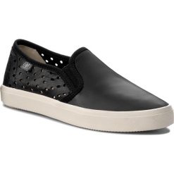 Tenisówki MARC O'POLO - 702 13943502 102 Black 990. Czarne półbuty damskie Marc O'Polo, na co dzień, bez wzorów, ze skóry, bez obcasa, na płaskiej podeszwie, bez zapięcia. Za 319,00 zł.