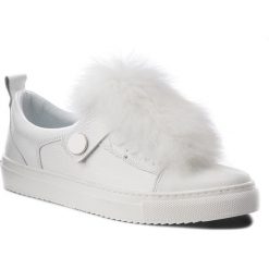 Sneakersy EVA MINGE - Mondragon 4J 18BD1372646EF 102. Białe półbuty damskie marki Eva Minge, na co dzień, bez wzorów, ze skóry, bez obcasa, na płaskiej podeszwie, bez zapięcia. W wyprzedaży za 289,00 zł.