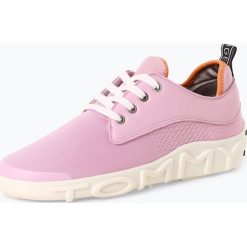 Tommy Hilfiger - Tenisówki damskie z dodatkiem skóry, lila. Trampki i tenisówki damskie TOMMY HILFIGER, bez wzorów, ze skóry, bez zapięcia. Za 529,95 zł.