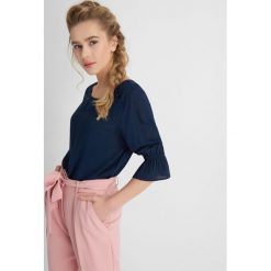 T-shirty damskie: Koszulka z rozkloszowanym rękawem