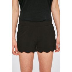 Tally Weijl - Szorty. Czarne szorty damskie TALLY WEIJL, bez wzorów, z elastanu, casualowe. W wyprzedaży za 49,90 zł.