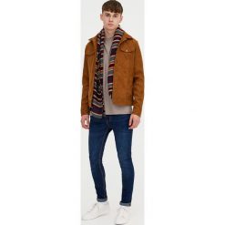 Jeansy superskinny fit. Szare jeansy męskie relaxed fit Pull&Bear. Za 89,90 zł.