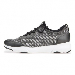 Geox Tenisówki Damskie Nebula X 37 Czarny. Czarne buty damskie do tenisa Geox, bez wzorów, eleganckie. W wyprzedaży za 415,00 zł.