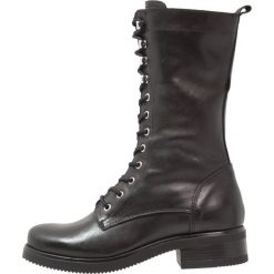 Buty zimowe damskie: Zign Kozaki sznurowane black