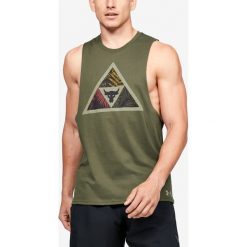 Under Armour Project Rock Mana Podkoszulek Zielony. Zielone podkoszulki męskie Under Armour, xs, z nadrukiem, z bawełny, bez rękawów. Za 171,95 zł.
