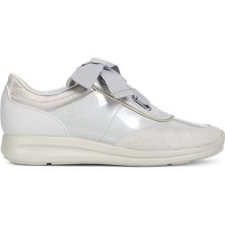 Sneakersy w kolorze szarym. Szare trampki i tenisówki damskie Geox Adult, na sznurówki. W wyprzedaży za 181,95 zł.