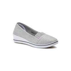 NYLON RED WSSB851-3 Srebrny. Szare trampki i tenisówki damskie Nylon Red, bez wzorów, z nylonu, bez zapięcia. Za 39,99 zł.
