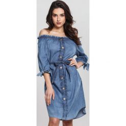 Niebieska Sukienka Gentleness. Niebieskie sukienki damskie other, na lato, bez wzorów, eleganckie, bez kołnierzyka, bez rękawów, mini, sportowe. Za 79,99 zł.