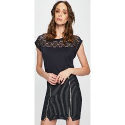 Only - Top. Białe bluzki damskie ONLY, na co dzień, s, bez wzorów, z poliesteru, z okrągłym kołnierzem, bez rękawów. Za 69,90 zł.