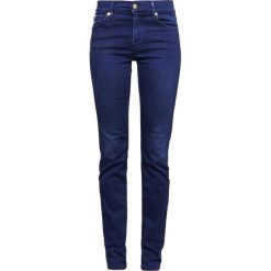7 for all mankind ROXANNE Jeansy Slim Fit illusion rich indigo. Niebieskie rurki damskie marki 7 for all mankind. W wyprzedaży za 671,20 zł.