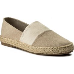 Espadryle GANT - Krista 16579394 Natural G220. Brązowe espadryle damskie GANT, na co dzień, bez wzorów, z tworzywa sztucznego, bez obcasa, bez zapięcia. W wyprzedaży za 169,00 zł.