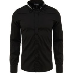Emporio Armani CAMICIA SLIM FIT Koszula nero. Szare koszule męskie slim marki Emporio Armani, l, z bawełny, z kapturem. Za 639,00 zł.