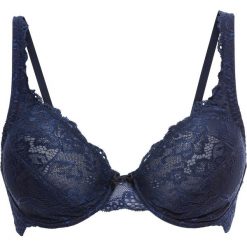 Bikini na fiszbinach (2 części) bonprix jasnoniebiesko-biały. Niebieskie stroje kąpielowe damskie bonprix, bez wzorów. Za 59,99 zł.