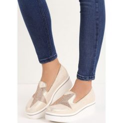 Złote Slip On Stern. Żółte trampki damskie slip on marki Born2be, ze skóry. Za 39,99 zł.