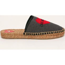 Love Moschino - Klapki. Szare klapki damskie Love Moschino, bez wzorów, z materiału, bez obcasa, na obcasie. Za 639,90 zł.