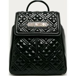 Love Moschino - Plecak. Czarne plecaki damskie Love Moschino, z aplikacjami, ze skóry ekologicznej. Za 959,90 zł.
