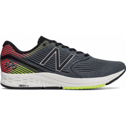 New Balance M890BC6. Czarne buty sportowe męskie marki New Balance, z gumy, do biegania. W wyprzedaży za 399,99 zł.