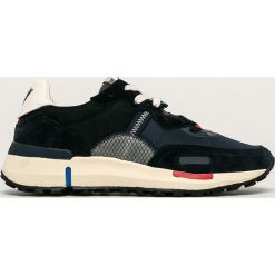 Wrangler - Buty. Czerwone sneakersy męskie Wrangler, z okrągłym noskiem, na sznurówki. Za 379,90 zł.