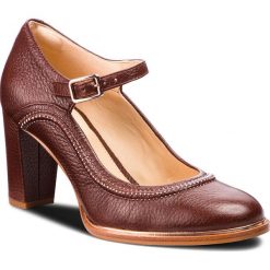 Półbuty CLARKS - Ellis Mae 261351074 Tan Leather. Brązowe creepersy damskie Clarks, z materiału, eleganckie, na obcasie. Za 499,00 zł.