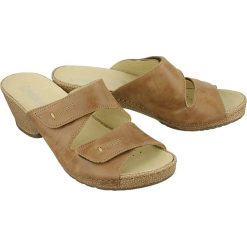 COMFORTABEL 701024-2 muesli, klapki damskie. Klapki damskie Comfortabel, bez wzorów, ze skóry, bez obcasa. Za 239,90 zł.