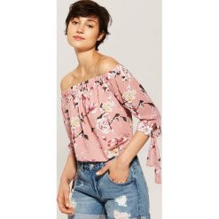 Bluzki damskie: Bluzka off shoulder - Wielobarwn