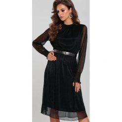 Czarna Sukienka Salvador. Czarne sukienki damskie Renee, s, bez wzorów, eleganckie, ze stójką, bez rękawów, długie, midi, rozkloszowane. Za 109,99 zł.