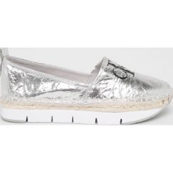 Calvin Klein Jeans - Espadryle. Szare espadryle damskie Calvin Klein Jeans, bez wzorów, z jeansu, bez obcasa, na obcasie. W wyprzedaży za 369,90 zł.