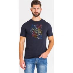T-SHIRT Armani Exchange. Niebieskie t-shirty męskie Armani Exchange, m, z aplikacjami, z bawełny, z okrągłym kołnierzem. Za 137,40 zł.