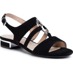 Sandały CAPRICE - 9-28102-24 Black Suede 004. Czarne klapki damskie Caprice, z aplikacjami, ze skóry, bez obcasa, na obcasie. W wyprzedaży za 169,00 zł.