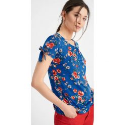 T-shirty damskie: Koszulka z wiązanymi rękawkami