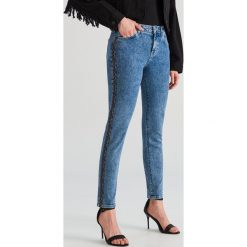 Jeansy slim z lampasami - Niebieski. Niebieskie jeansy damskie Reserved, bez wzorów, z jeansu. Za 139,99 zł.