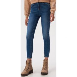 Jeansy skinny z lampasami - Granatowy. Niebieskie jeansy damskie Sinsay. Za 69,99 zł.