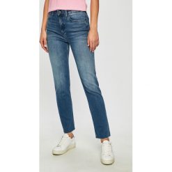Tommy Hilfiger - Jeansy Riverpoint. Jeansy damskie TOMMY HILFIGER. W wyprzedaży za 289,90 zł.