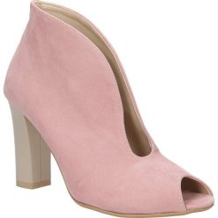 Botki peep toe na słupku casu 1738. Botki damskie Casu, z otwartym noskiem, bez obcasa, na słupku, bez zapięcia. Za 149,99 zł.