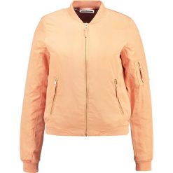 Bomberki damskie: Noisy May NMSPACE UNIVERSE Kurtka Bomber dusty coral