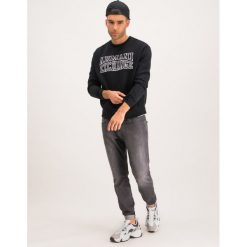 Bluza Armani Exchange 6GYM81 YJ69Z 1200. Czarne bluzy damskie Armani Exchange, xs, bez wzorów, bez rękawów, bez kaptura. W wyprzedaży za 259,00 zł.