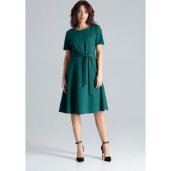 Sukienka rozkloszowana elegancka zielona - m. Zielone sukienki damskie e-margeritka.pl, m, bez wzorów, z poliesteru, eleganckie, z długim rękawem, długie, bez kaptura. Za 174,99 zł.