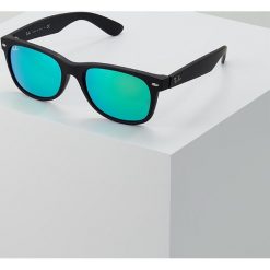 Okulary przeciwsłoneczne damskie: RayBan NEW WAYFARER Okulary przeciwsłoneczne greencrystal standard