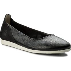 Półbuty FLY LONDON - Yahofly P144215000 Mousse Black. Czarne creepersy damskie Fly London, ze skóry, na płaskiej podeszwie. W wyprzedaży za 259,00 zł.