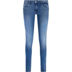 Jeansy Slim Fit Guess Curve X W93AJ2 D3OQ2. Niebieskie jeansy damskie Guess. W wyprzedaży za 239,00 zł.