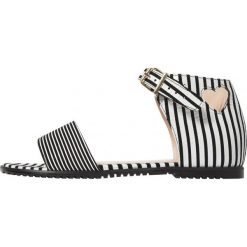 L37 sandały damskie Love Sandals 40 czarny. Czarne sandały damskie L37, bez wzorów, bez obcasa, bez zapięcia. W wyprzedaży za 269,00 zł.