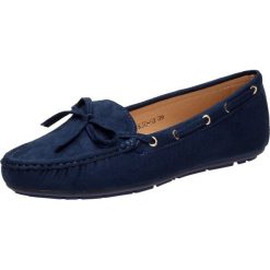 Granatowe mokasyny, buty damskie S.BARSKI KJD. Niebieskie mokasyny damskie S.barski, klasyczne, na obcasie. W wyprzedaży za 99,00 zł.
