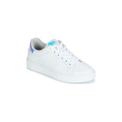 Buty Kappa SAN REMO. Białe trampki i tenisówki damskie Kappa, bez wzorów, bez zapięcia. Za 249,00 zł.