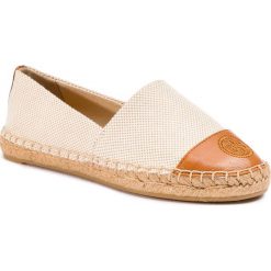 Espadryle TORY BURCH - Color Block Flat Espadrille 47016 Natural/Tan 276. Brązowe espadryle damskie Tory Burch, bez wzorów, ze skóry, bez obcasa, na płaskiej podeszwie. Za 679,00 zł.